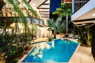 Golf from home! 8BR Lux Villa, Pool, Beach Club! - 0