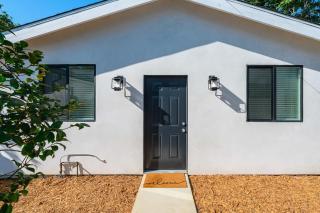 Family friendly Retreat w Luxury Amenities - Los Angeles - 6