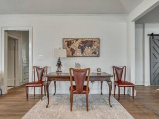 Crafty Casita in Gatewood - 3 bed 2 bath charming historic home - Oklahoma City - 1