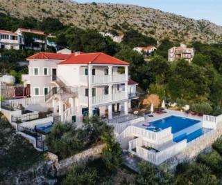 Family friendly apartments with a swimming pool Podstrana, Split - 23526 - Podstrana - 8
