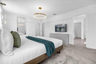 7 Bedrooms 6 Bathrooms Champions Gate9032 St - 3