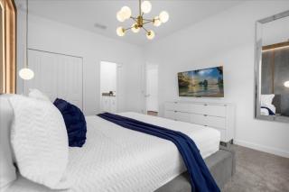 7 Bedrooms 6 Bathrooms Champions Gate9032 St - 2