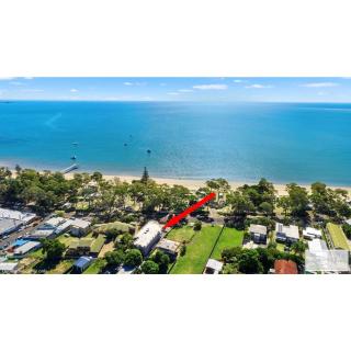 Beach villa on the esplanade - 3