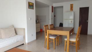 Los Pehuenes - departamento de 2 dormitorios con cochera - Puerto Madryn - 9