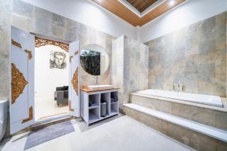 Didori Art Villa - serene view of green and sunset - Ubud - 6
