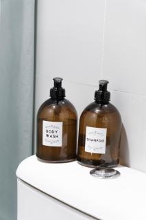 Cubao Manhattan Heights Residential Condo TA4N - Low Floor Studio with Pool & Balcony, 5 Mins Walk to Gateway Mall & Araneta Coliseum LRT MRT Cubao Quezon City - Staycations by SMS - Manille - 2