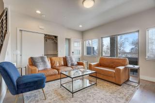 The Chestnut Downtown Rooftop Deck w Firepit - 5