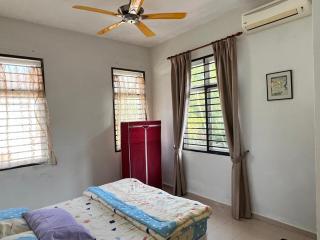 Kt Bintang Homestay - Kampong Kubang Parit - 8