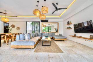 Nelayan Garden Villa Exquisite 3 bedroom Canggu 600 meter from beach - 9