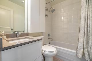 Gorgeous City Views Central Studio Walk to Seawall - 7