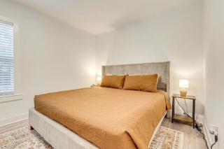 Mid-Town Cave for 6 Guests 3 Bedroom 1 Bath - Mobile - 2