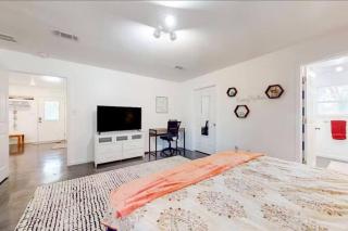 Pensacola Coastal Retreat Near UWF Family-friendly - Olive - 1