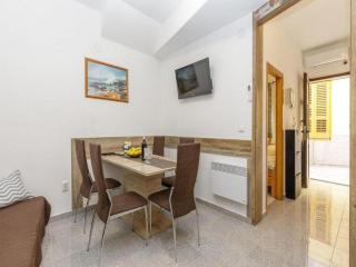 Apartment Senj - Two Bedroom Apartment - Senj - 8