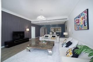 Lux Living on Palm Jumeirah With Pool & Beach Access - Dubai - 0