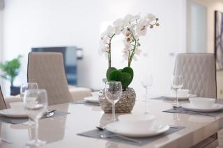 Lux Living on Palm Jumeirah With Pool & Beach Access - Dubai - 3