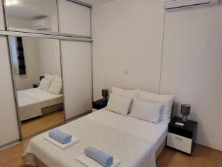 Apartment Dora - Studio Apartment with Terrace - 1