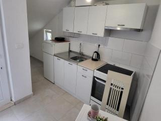 Apartment Dora - Studio Apartment with Terrace - 7