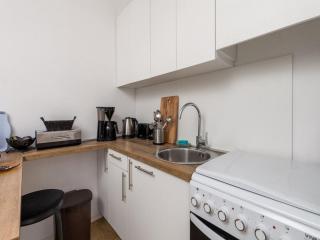 Apartments Sun 4 You - Two Bedroom Apartment with Balcony and Sea View Apartment 2 - Karlobag - 1