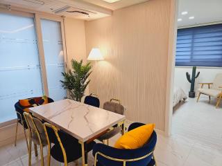 Seoul Hwaogok large three bedroom - 10mins to Gimpo Airport - Seul - 1