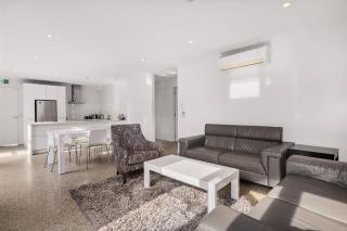 Apartments on Upton - Wanaka - 1