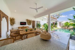 Villa Margherita 3 Bedroom Canggu Swimming Pool - 3