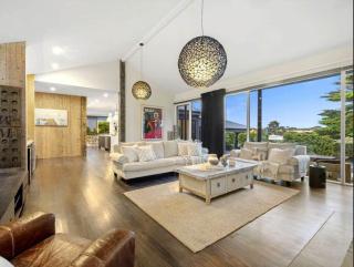 Ohana Luxury Retreat-beach access heated pool - Blairgowrie - 8