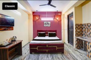 PLAY GLORY SEC-18 couple friendly - Noida - 3