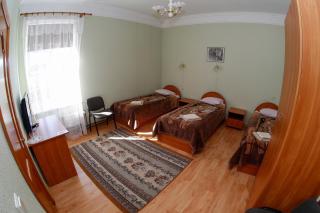 Lucia with Self Check-in - 5