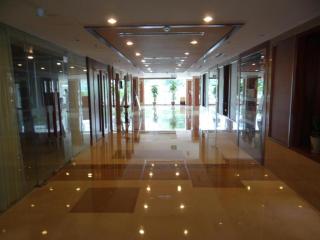 Titan Paradise Xiamen Hotel - 1