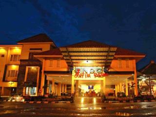Pondok Jatim Park Hotel & Cafe - Malang - 3