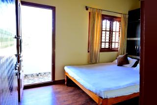 Hulihara Homestay - Full Villa, Coffee Estate & Balcony View - Sakleshpur - 4