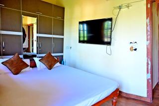 Hulihara Homestay - Full Villa, Coffee Estate & Balcony View - Sakleshpur - 2