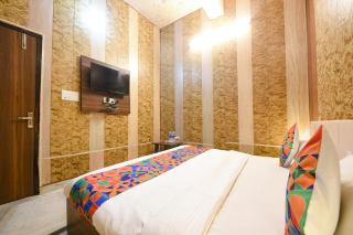 FabHotel The Grand Palace - Faridabad - 6