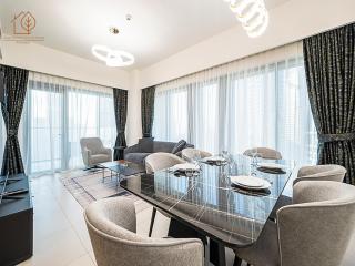 Stunning 3-Bedroom Home with Panoramic Burj Khalifa Views from High Floor 193BR-3 - Dubai - 9