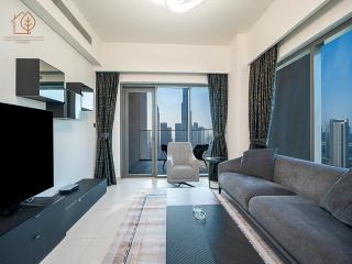 Stunning 3-Bedroom Home with Panoramic Burj Khalifa Views from High Floor 193BR-3 - Dubai - 6