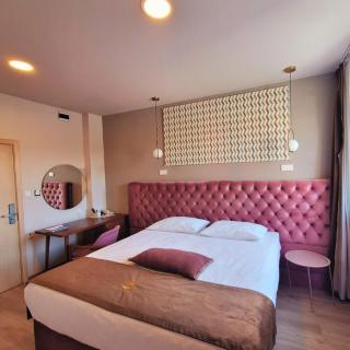 Boutique Hotel St Georgije - Banja Luka - 8