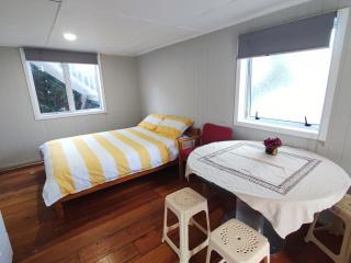 west side beautiful and quiet home - Auckland - 5