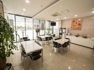 Reve Business Hotel Jeju - Jeju - 6
