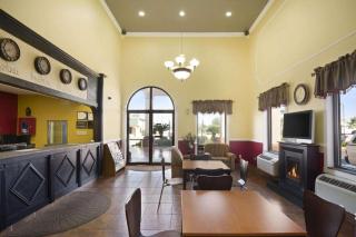 Super 8 By Wyndham Baton Rouge/I-12 - Baton Rouge - 4