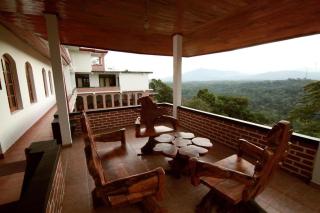 Mahaweli Regent Hotel - Kandy - 9