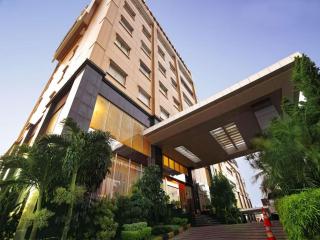 Grand Basko Hotel - Padang - 1