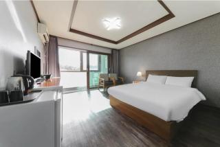 Woorim Hotel - Jeju - 3