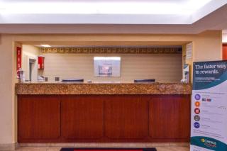 Econo Lodge - Willowbrook - 6