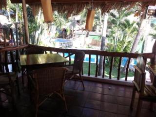Dolphinbay Beachfront & Dive Resort - 1
