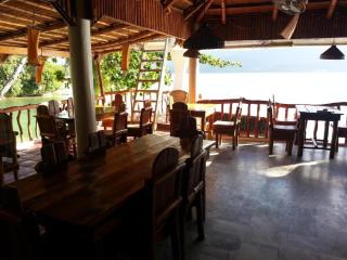 Dolphinbay Beachfront & Dive Resort - Puerto Galera - 6