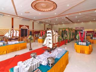 Yusro Hotel Restaurant & Convention - 1