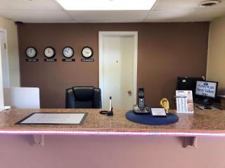 Americas Best Value Inn Beatrice - Beatrice - 6