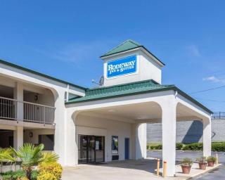 Rodeway Inn & Suites - Macon - 8