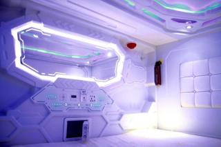 MET A Space Pod @ Chinatown - 4