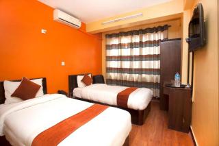 OYO 381 Hotel Pashupati Plaza - 9